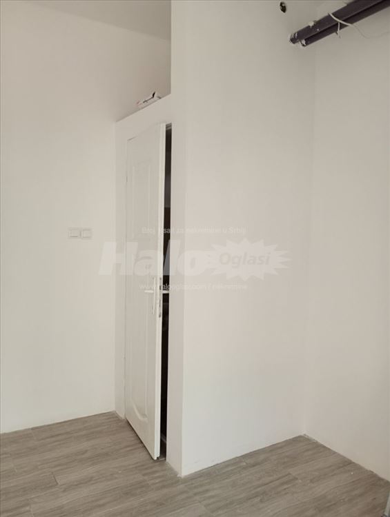 Lokal Novi Beograd — 2