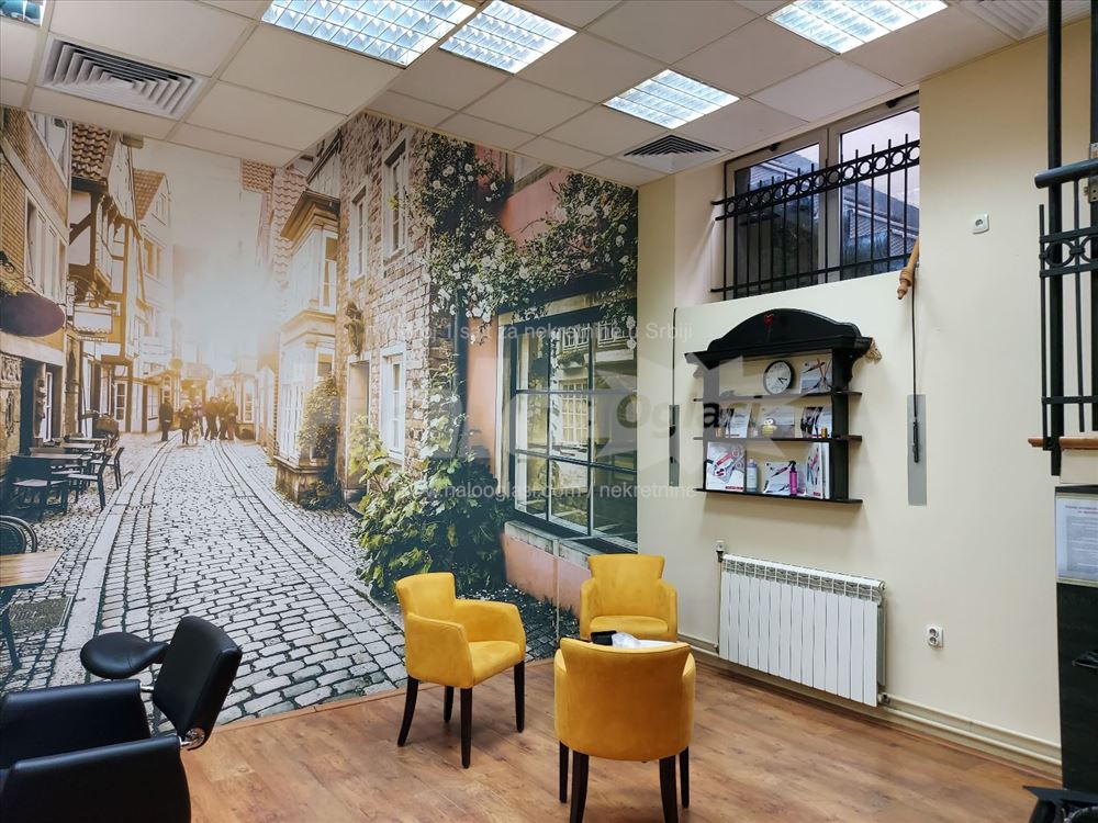 lokal - poslovni prostor sa galerijom na Vračaru — 9