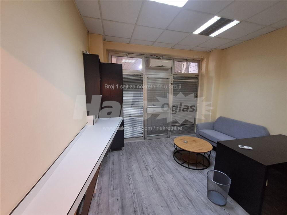 Lokal/kanc. za izdavanje 13m² YUBC/YBC/JUBC NBG — 3