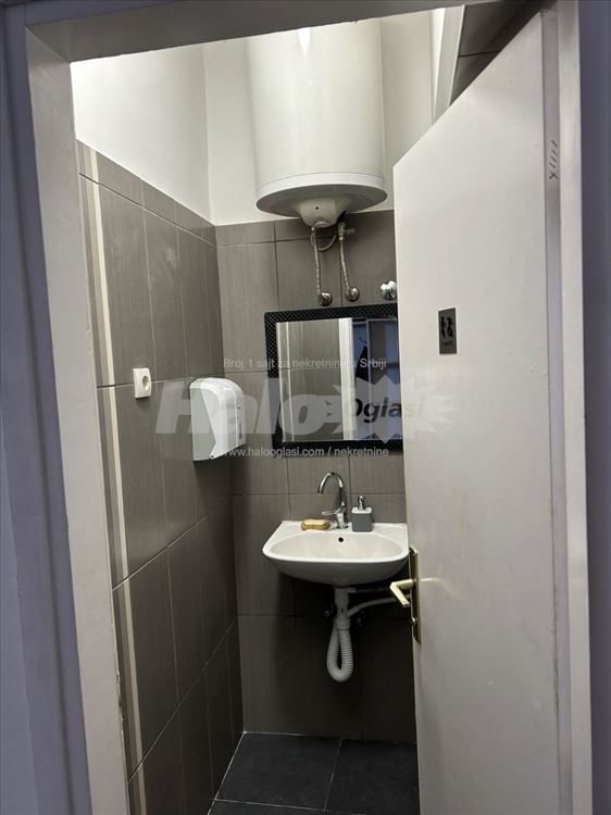 Lokal/poslovni prostor u Piramidi — 3