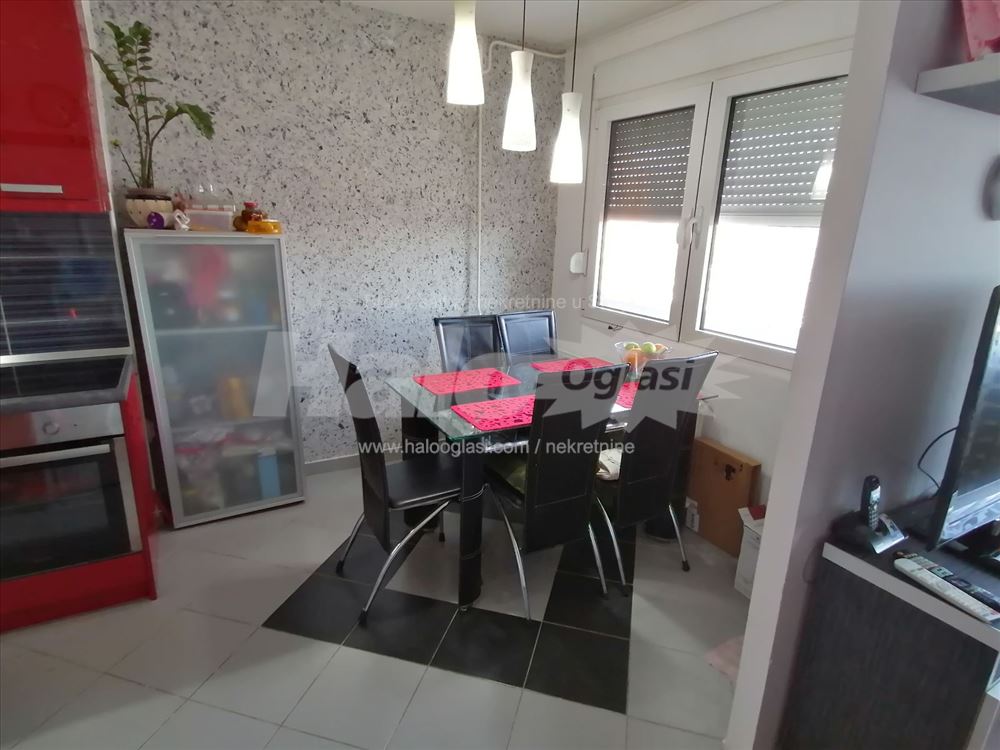 Luks sredjen stan na odličnoj lokaciji u Bloku 70 — 3