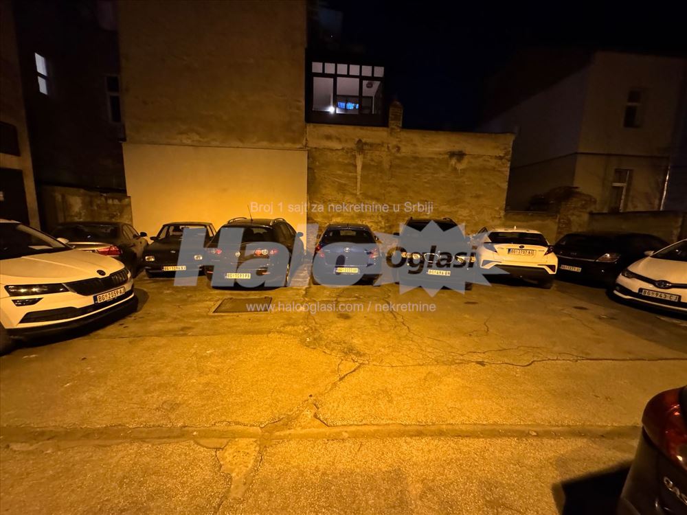 Luksuzan dvosoban stan sa parkingom — 13
