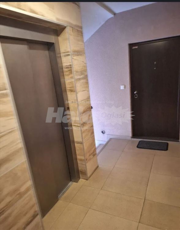 Luksuzan stan Banatska-Zemun 35m2, od 26.01 — 9