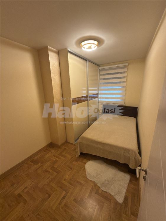 Luksuzan trosoban namesten stan 60m2 — 5