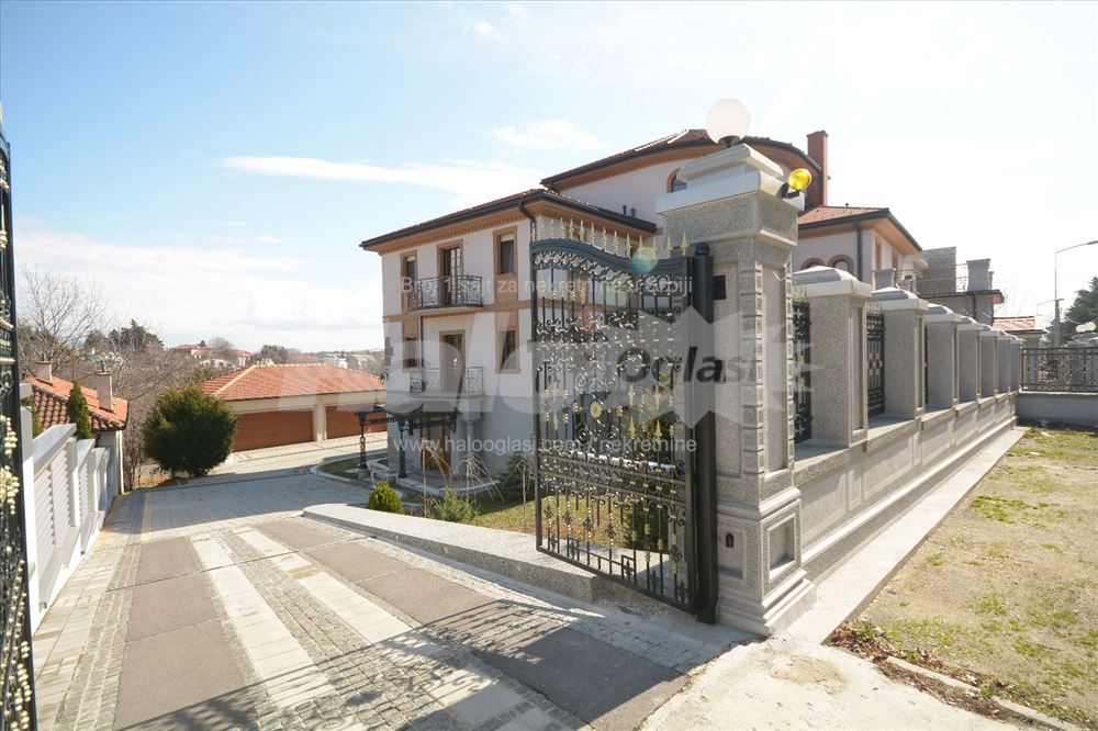 Luksuzna vila na Dedinju — 3