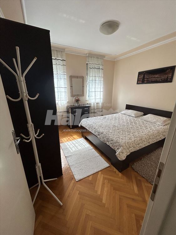 Luksuzno namesten stan, renoviran — 5