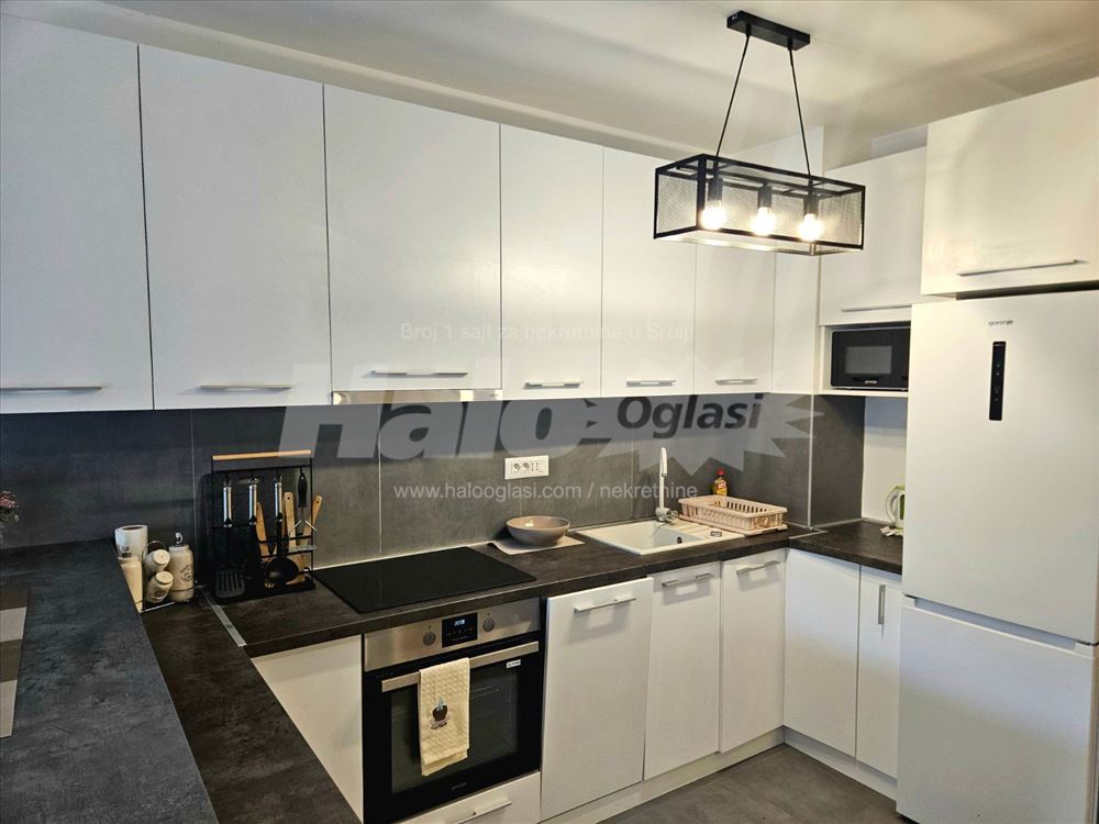 Lux 1.5 ,34m², Đeram pijaca, novogradnja, terasa — 2