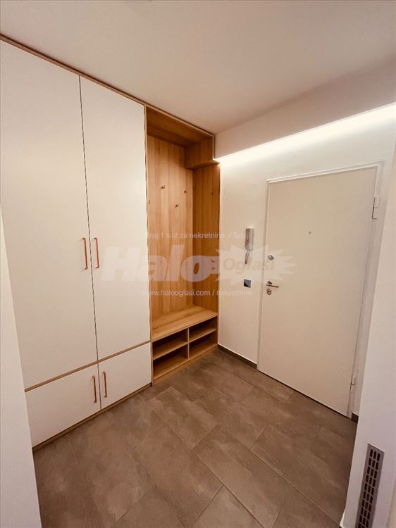 Lux 2.0 stan sa terasom 20m2, direktno od vlasnika — 9