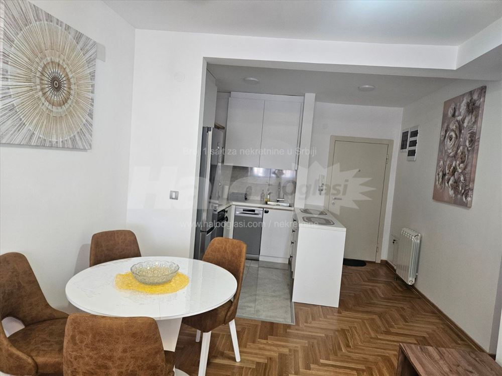 LUX 2.0 Mehmeda Sokolovića - nov, prvi zakup — 12