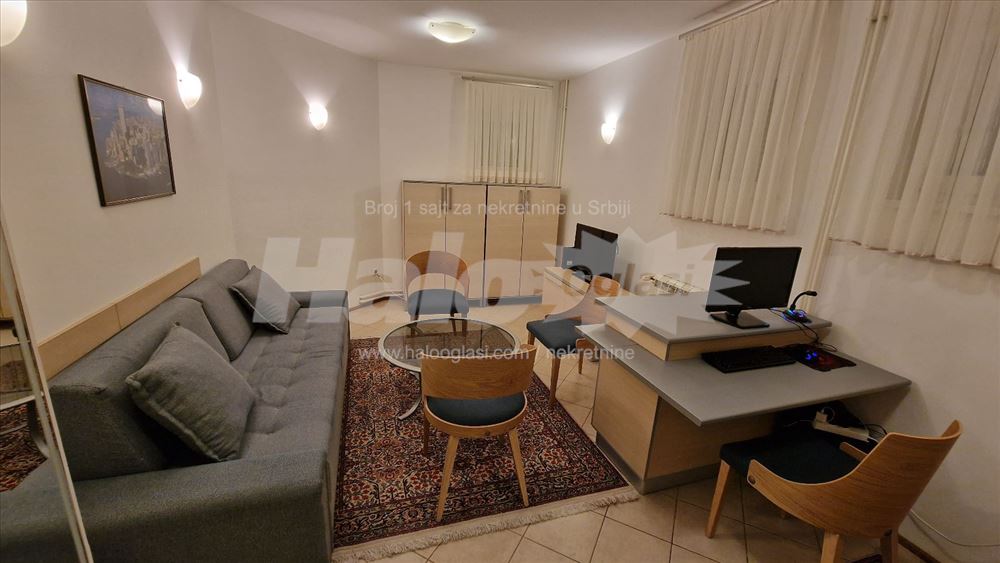 Lux 2.0 stan na Voždovcu sa opcionim parkingom — 2
