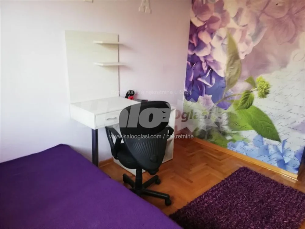 Lux 2,5 namesten stan, u cenu ukljucen info stan — 9