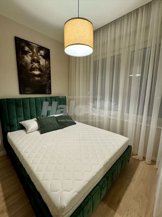 Lux 54m,dvoiposoban, nov,Square2 — 11