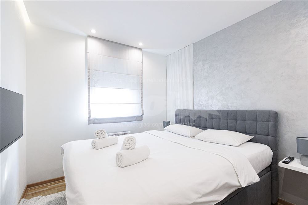 Lux apartmani - prostor 200m2 -prilagodivo zakupcu — 2