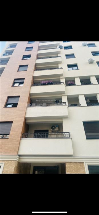 LUX Botanička bašta, Paliluska pijaca, nov — 12