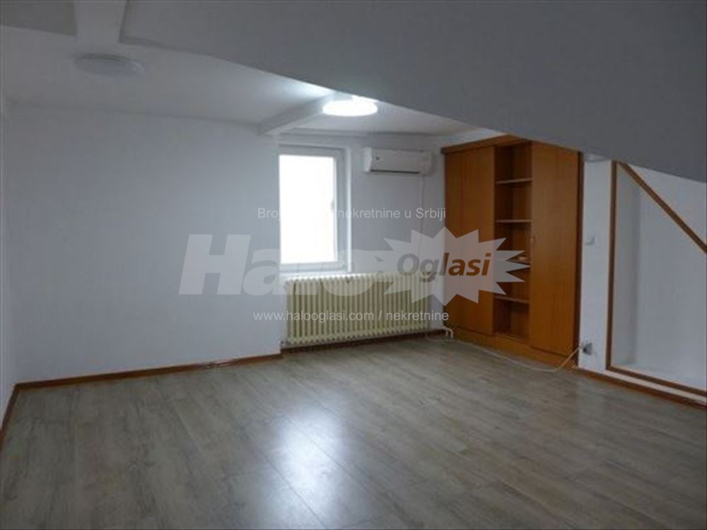 Lux, centar, najam SNIŽEN, Vasina ulica — 7