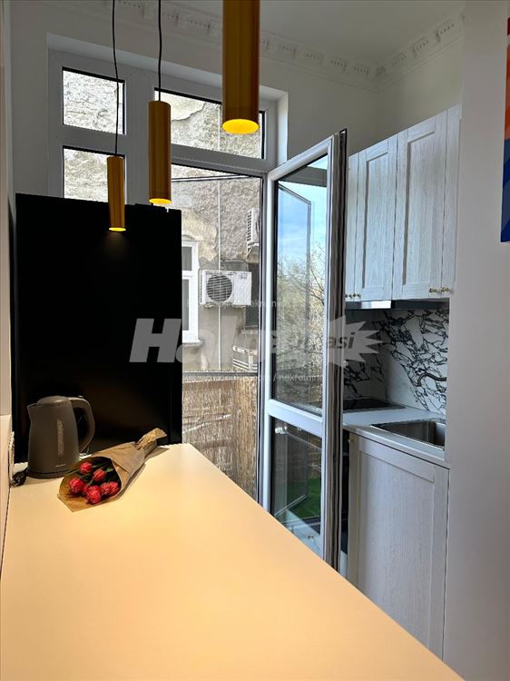 Lux centar salonac u francuskom stilu, renovirano — 3