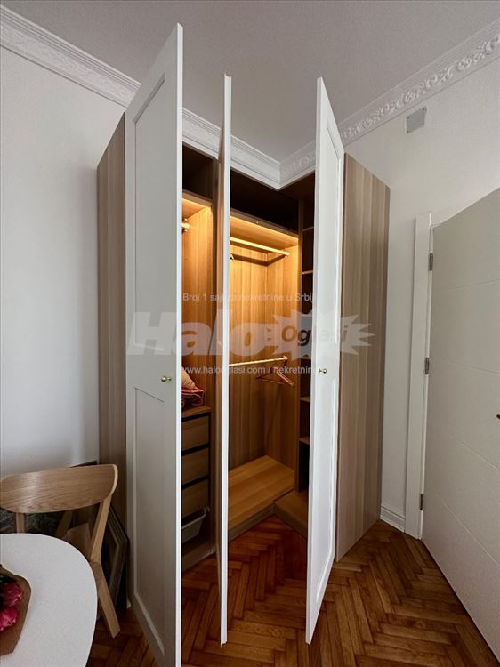 Lux centar salonac u francuskom stilu, renovirano — 9