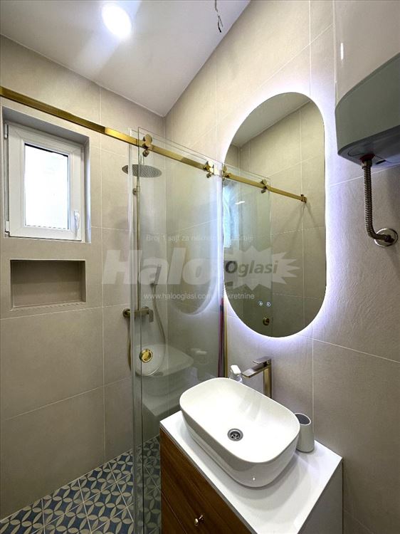 Lux centar salonac u francuskom stilu, renovirano — 12