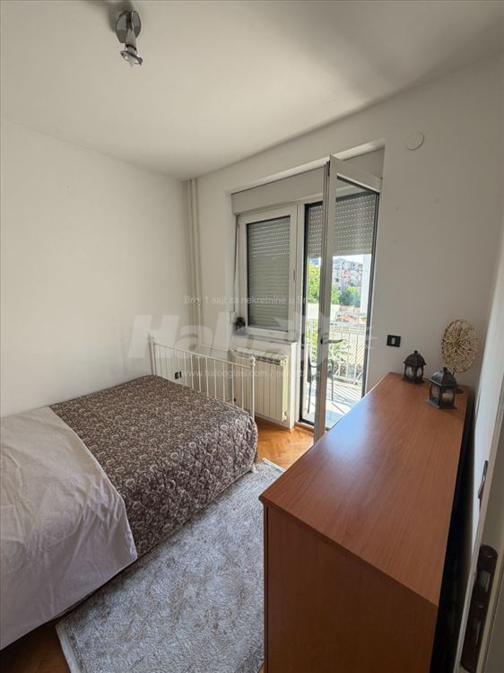 Lux, dvosoban stan, 50 m², kod Vukovog spomenika — 12