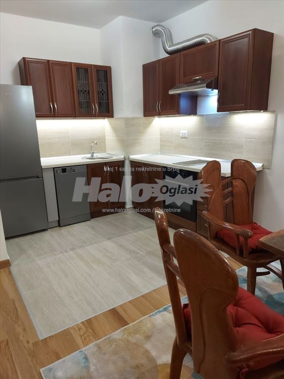Lux dvosoban stan 61m2, namešten, Wellport — 4