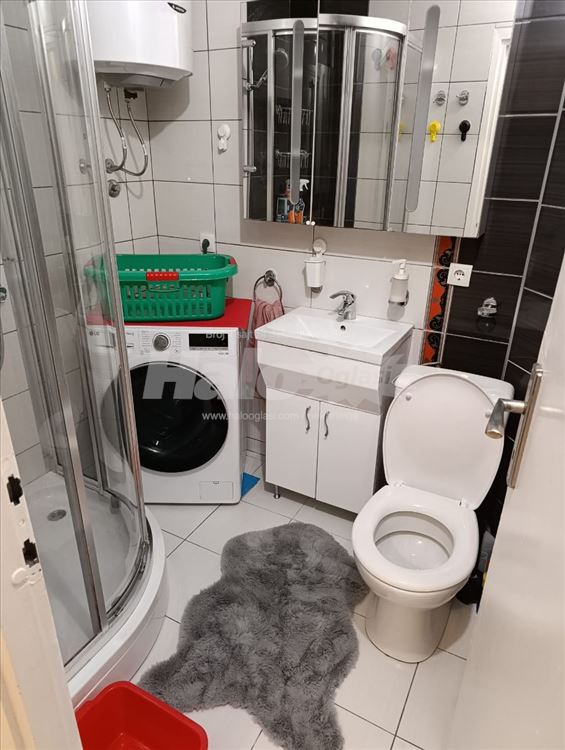 Renoviran, dvosoban, LUX stan, Blok 30 — 15