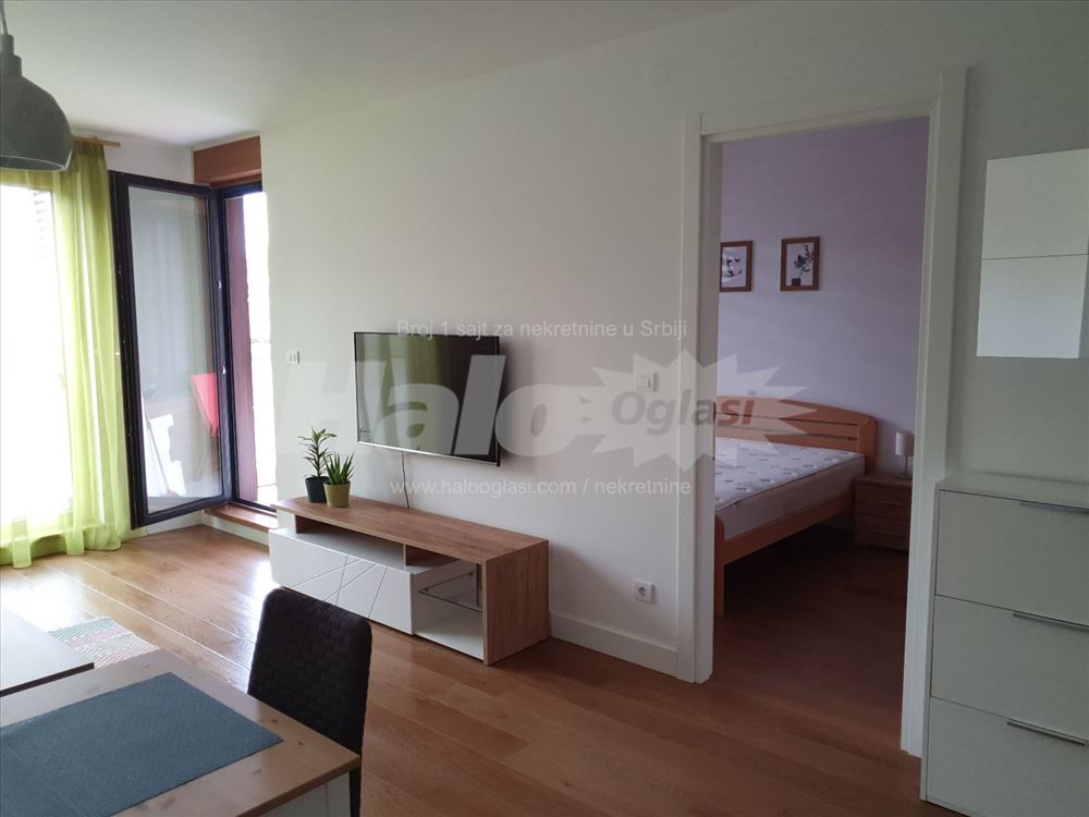 Lux dvosoban stan u kompleksu Gornji grad u Zemunu — 8