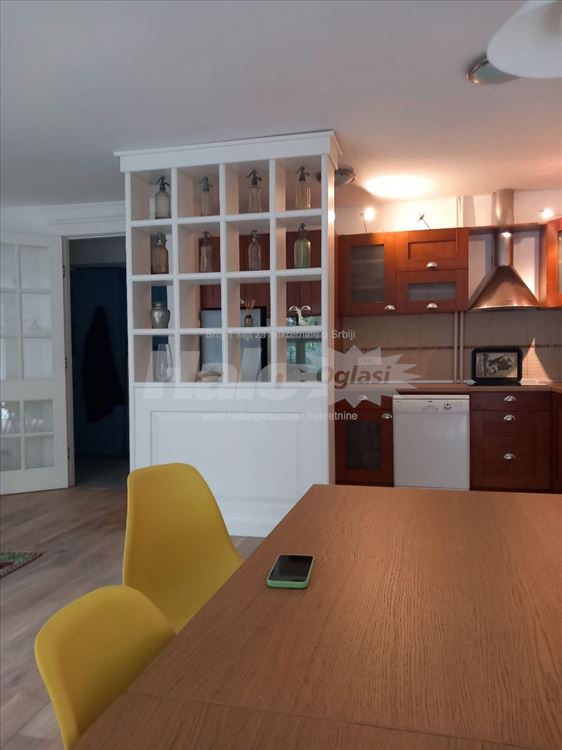 LUX četvorosoban Birčaninova — 3