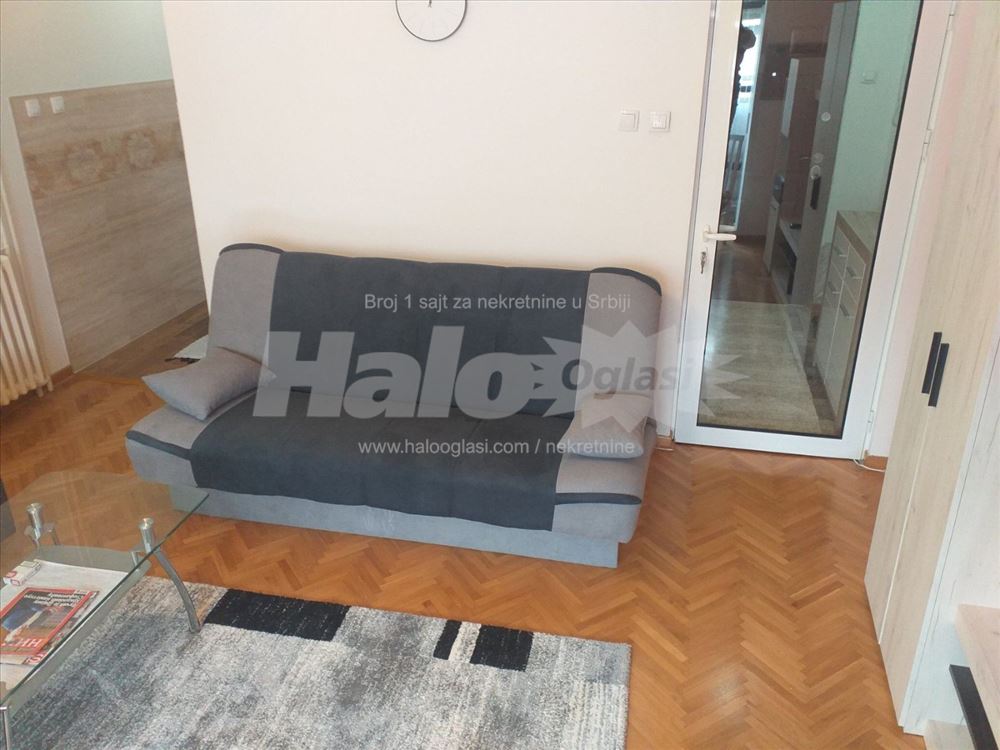 Lux garsonjera na Čukarici — 4