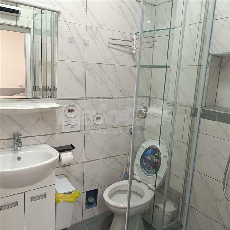 Lux - garsonjera - strogi centar — 9