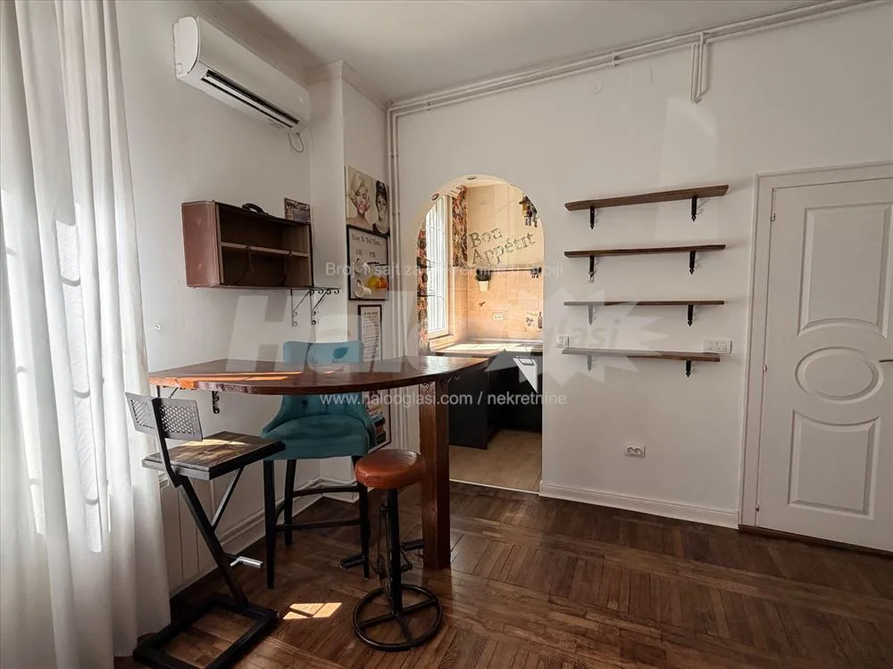 Lux garsonjera / u kiriju uracunate rezije — 8
