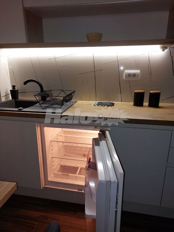 Lux garsonjera Voždovac — 13