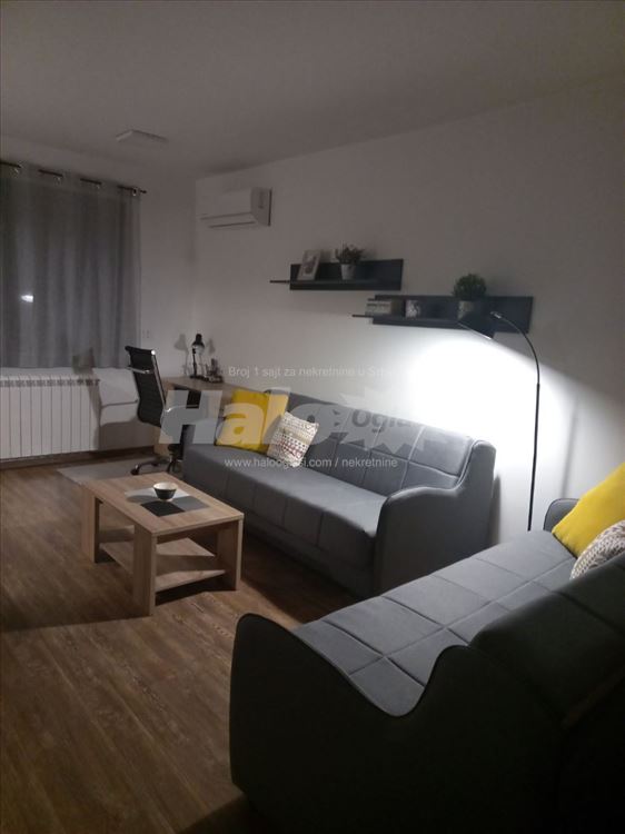 LUX Garsonjera Voždovac — 2