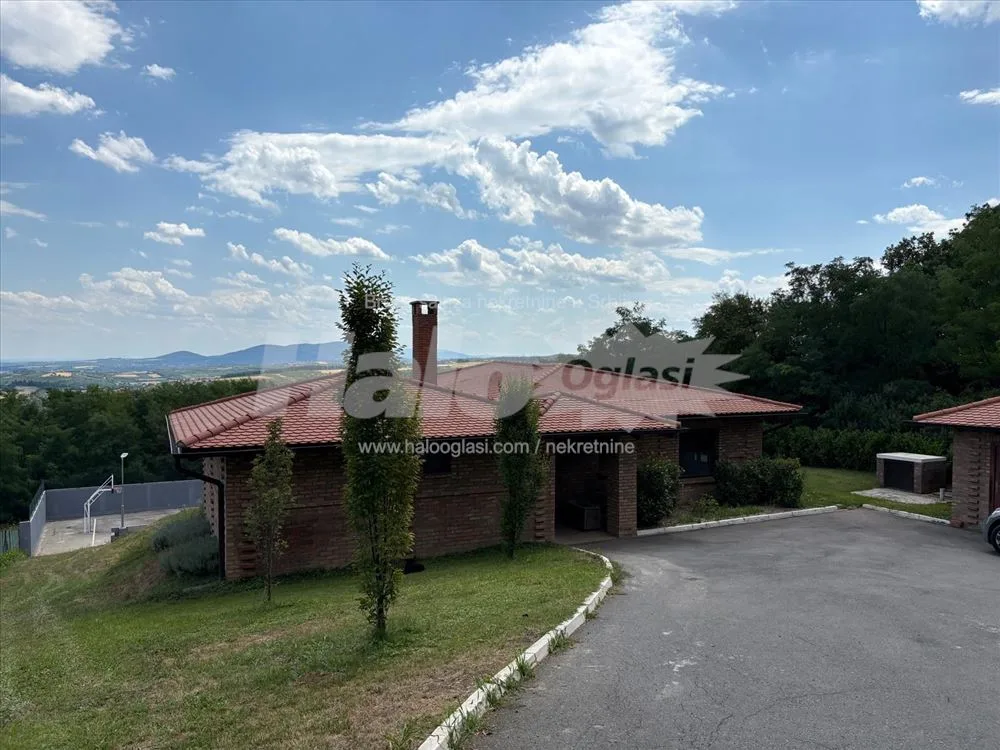 Lux jedinstvena hacienda na 35 min od Beograda — 2