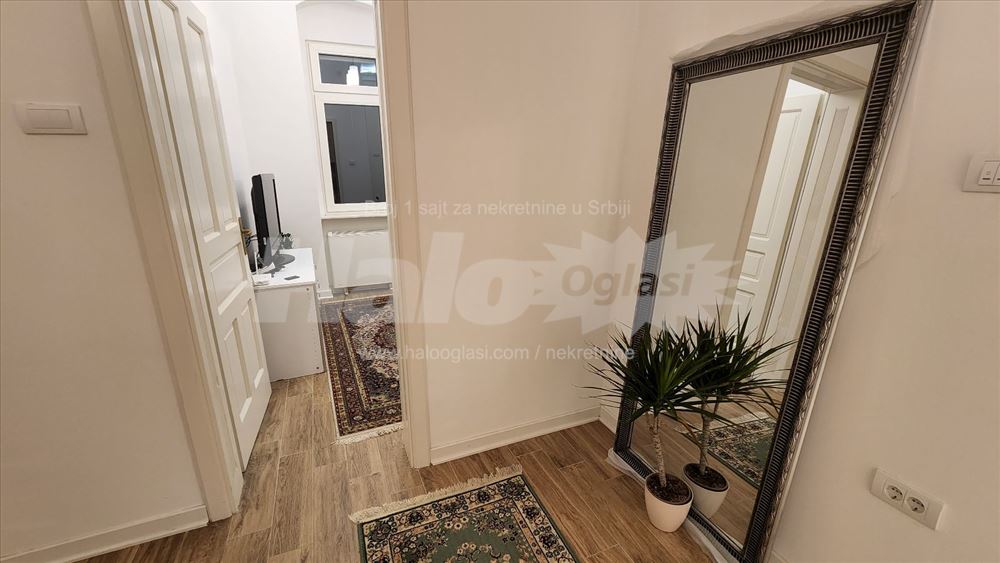 Lux jednoiposoban, Kalemegdan-atraktivna galerija — 12