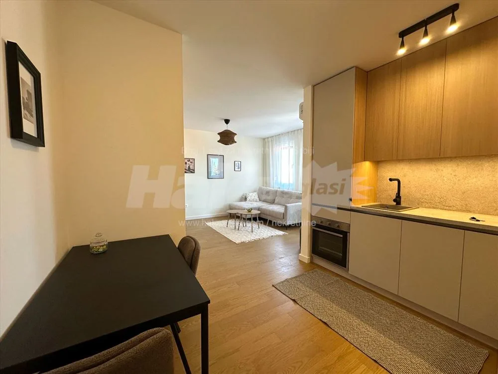 LUX nov 1.5 stan 43m2 sa terasom i garažom, Surčin — 13