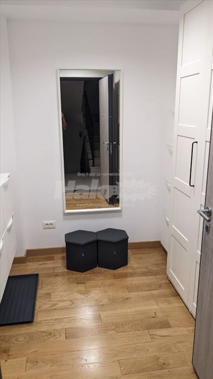 Lux novogradnja, trosobni — 2