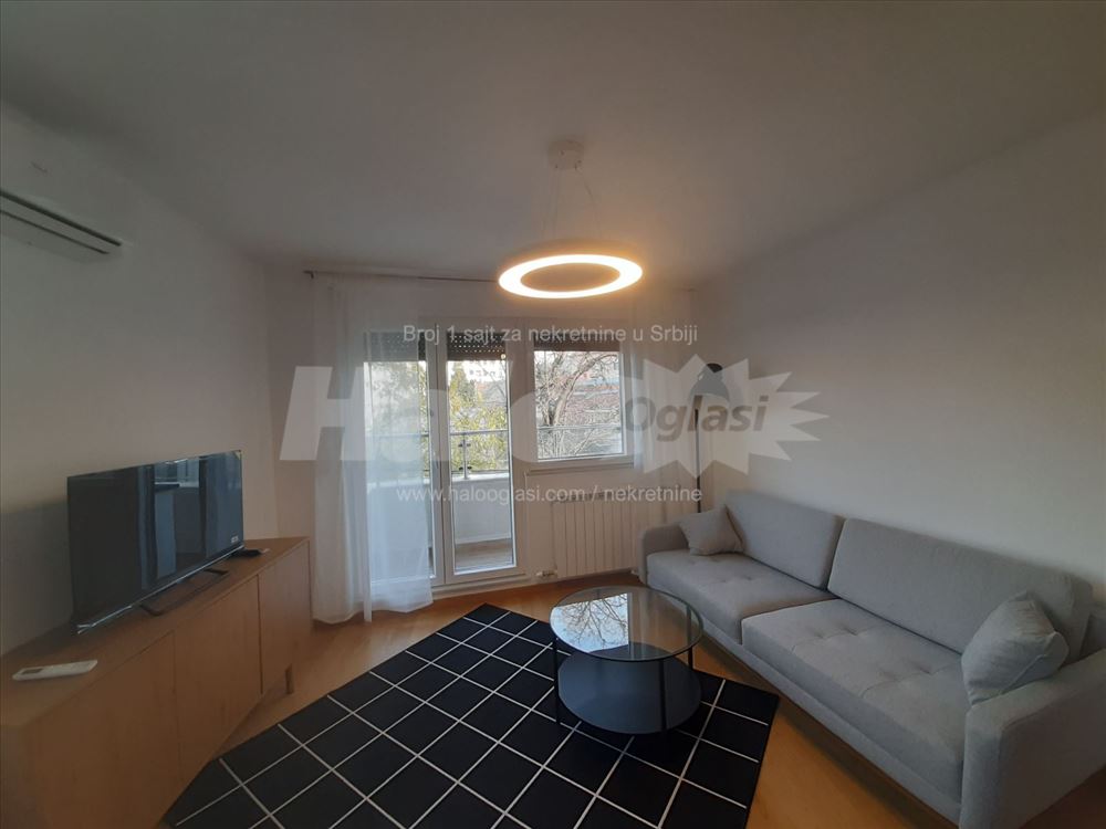 LUX opremljen, neuseljavan dvosoban stan — 2