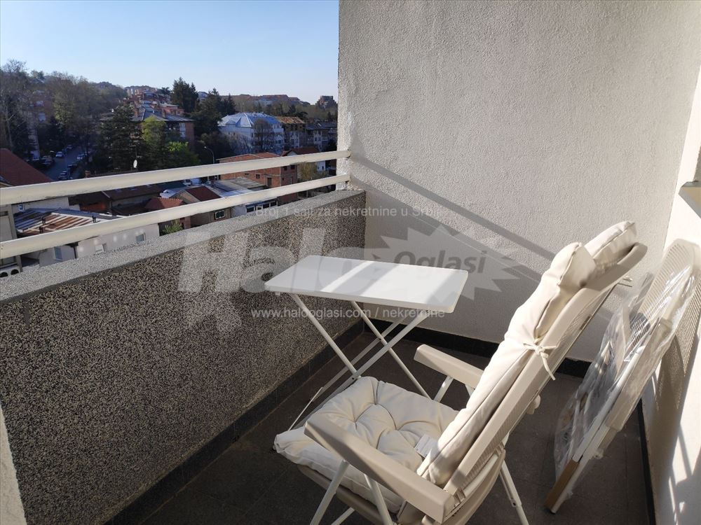 Lux opremljen stan Karaburma — 8