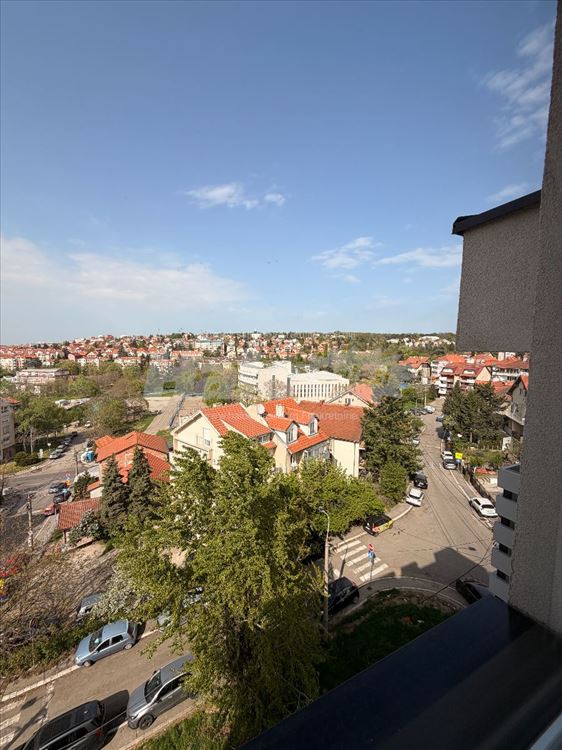Lux porodičan 4.0 stan | Opremljen | Garaža — 9