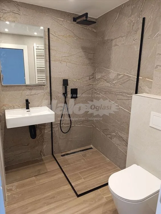 Lux renoviran 3,5 soban stan, Hotel YU — 8