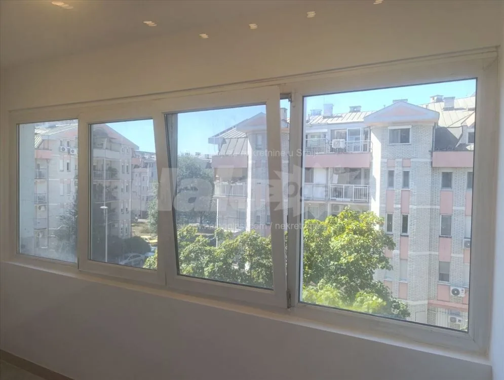 Lux renoviran 3,5 soban stan, Hotel YU — 11