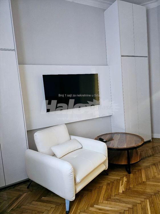 Lux salonac kod Tašmajdana — 2