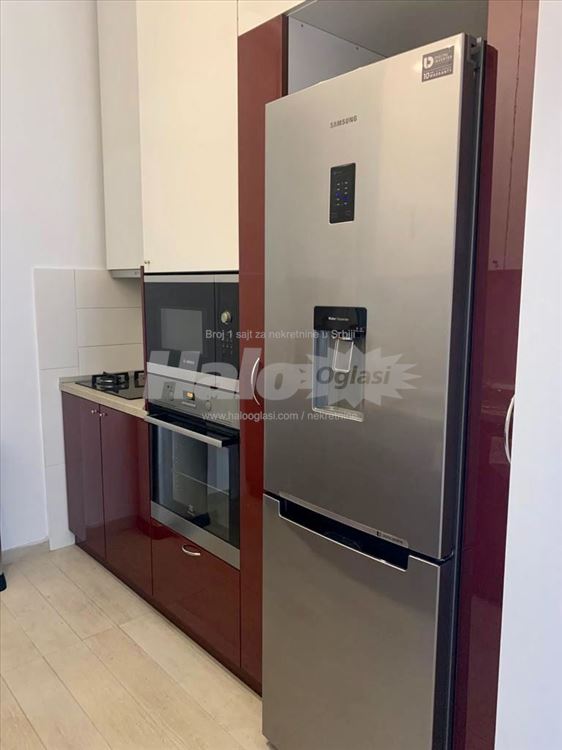 Lux Salonac — 2