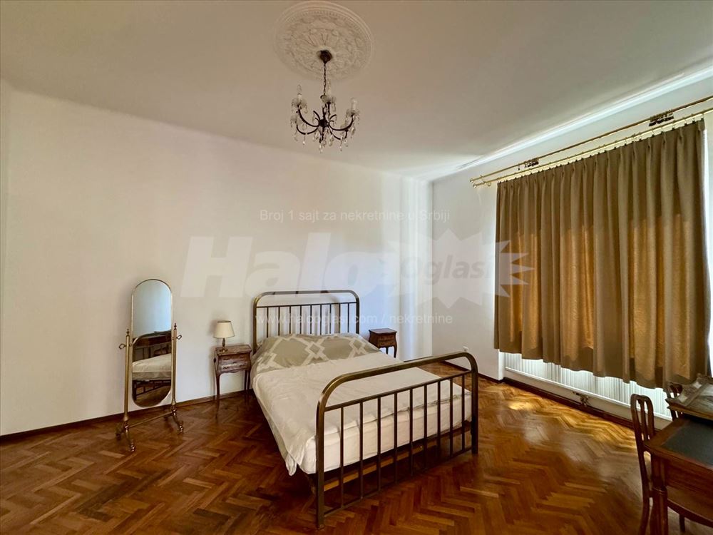 Lux Salonac — 10