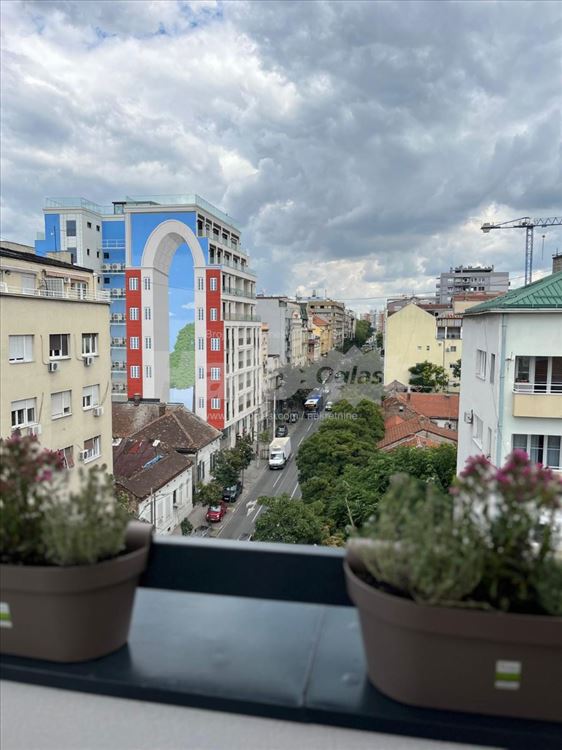 LUX stan 104m2,četvorosoban,terasa,Slavija — 7