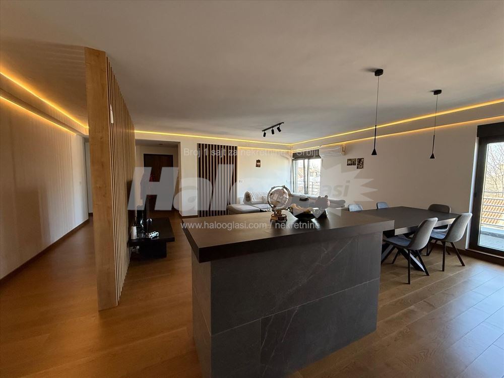 LUX stan 150m2 + 150m2 terasa — 3