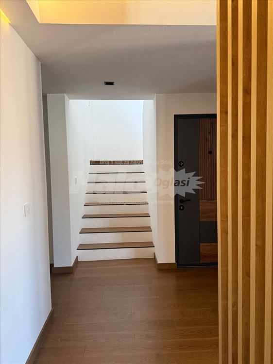 LUX stan 150m2 + 150m2 terasa — 7