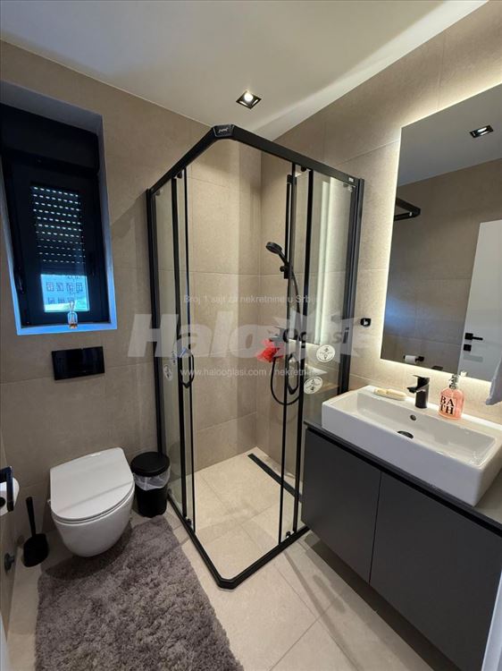 LUX stan 150m2 + 150m2 terasa — 8