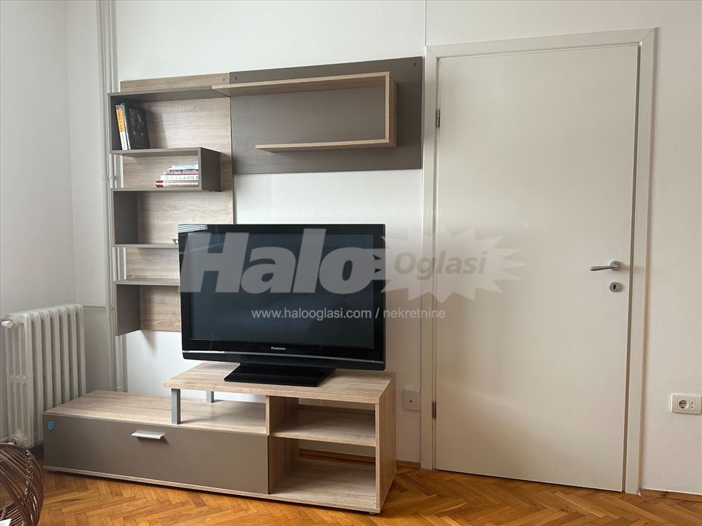 LUX stan 40m2, centar — 4