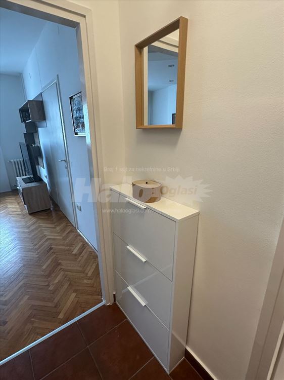 LUX stan 40m2, centar — 8